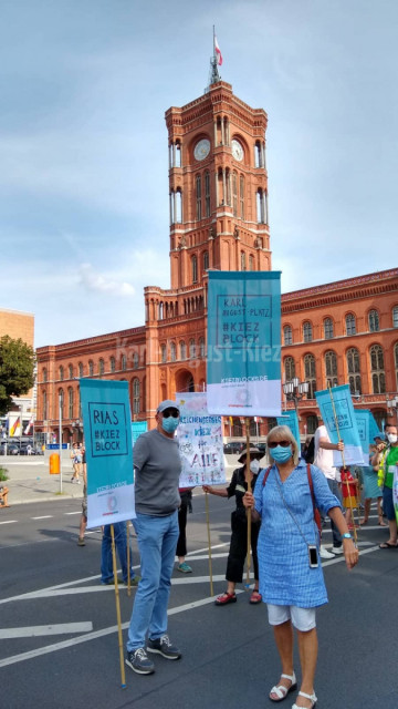 Rotes Rathaus, Irene B, Kiezblocks